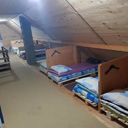 Hostel Planinarski Dom 