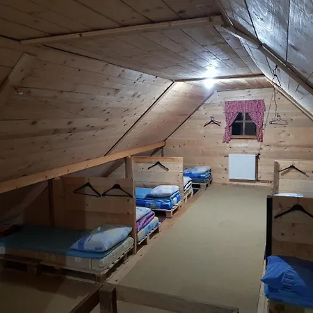 Hostel Planinarski Dom 